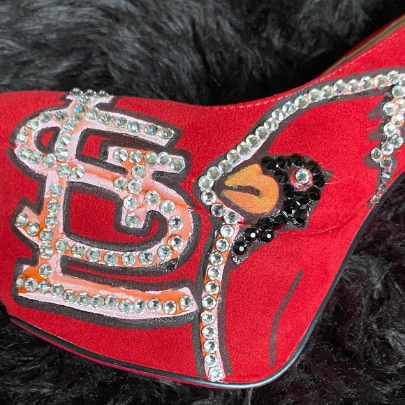 Qupid Vibrant St. Louis Cardinals Red Heels with Rhinestone Embellishments - Picture 3 of 8